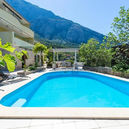 Holiday home Veliko Brdo-vrcani Bb Iii