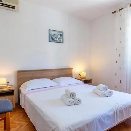 Veliko Brdo-vrcani Bb Iii Makarska