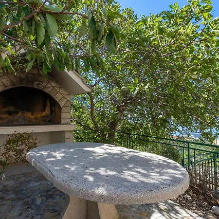 Lovely In With Kitchen Makarska