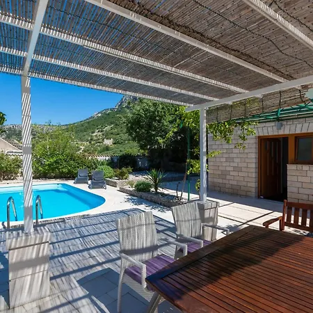 Lovely In With Kitchen * Makarska